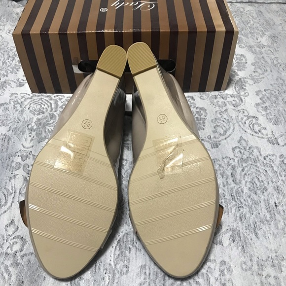 Lady Godiva pumps - Picture 3 of 6